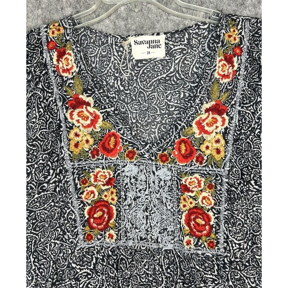 Savanna Jane Top Women's 2X Black Paisley Floral Embroidered Boho Artsy Plus - Picture 2 of 7